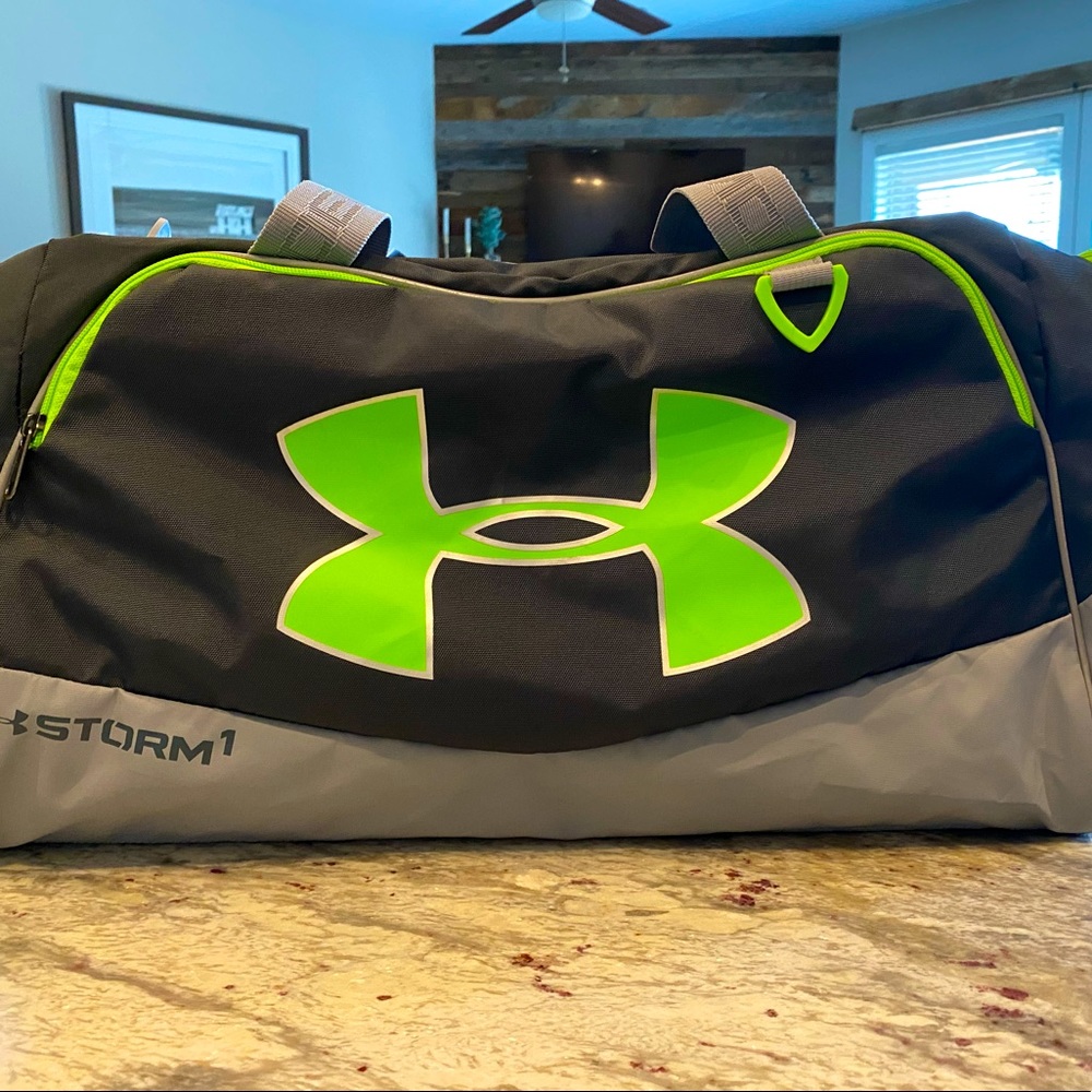 Under Armour Storm 1 duffle bag